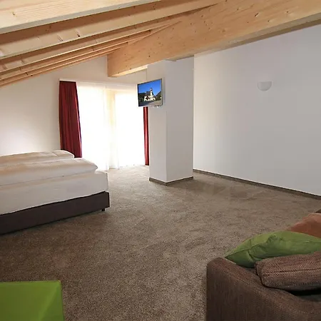 Hotel Alpinhotel 3*