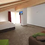 Hotel Alpinhotel 3*