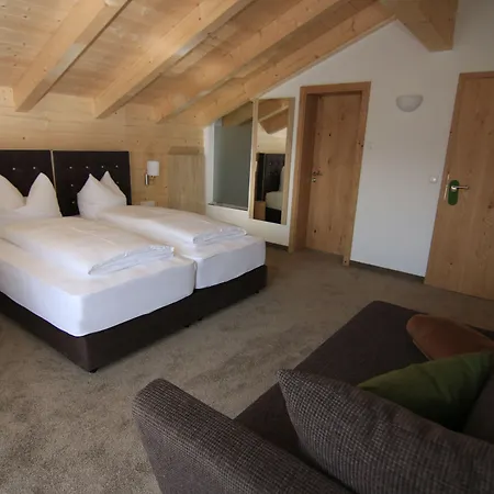 Alpinhotel 3*